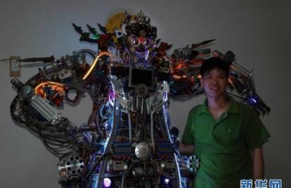 Samouki Kinezi napravili su vojsku robota i Transformera