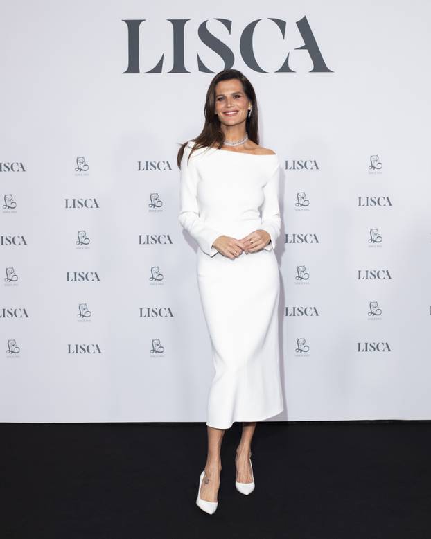 FOTO Lisca svoju 70. obljetnicu proslavila spektakularnom revijom donjeg rublja