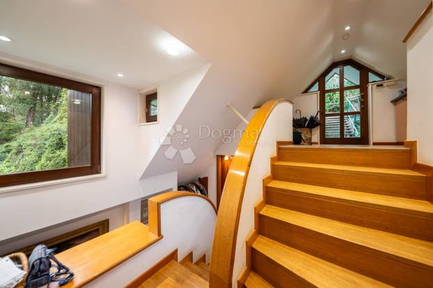 FOTO Prodaju vilu kod centra Zagreba: 'Luksuz u prirodi. Tu je šetao ban Jelačić!' Ovo je cijena