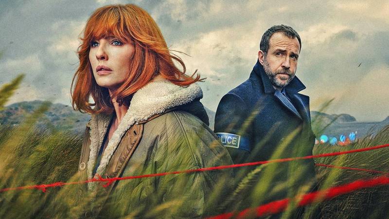 Kelly Reilly kakvu do sada niste vidjeli! U novoj seriji postala je emotivna učiteljica Jackie