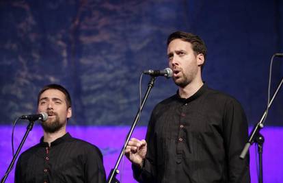 Klapa Cambi oduševila brojnu publiku na zagrebačkoj Šalati