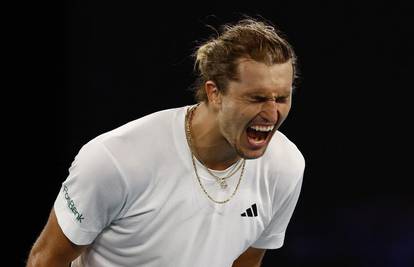 Zverev izbacio Alcaraza i ušao u polufinale Australian Opena!