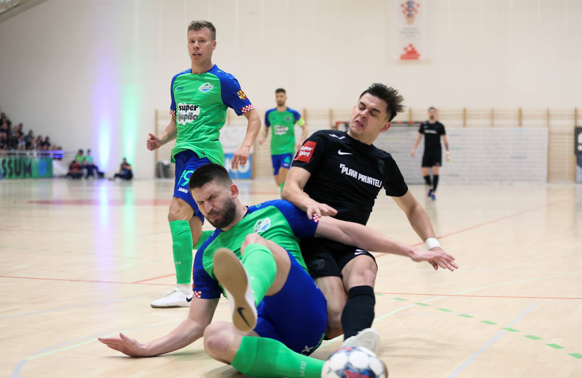 Omiš: 4. utakmica finala HMNL između Futsal Dinama i Olmissuma