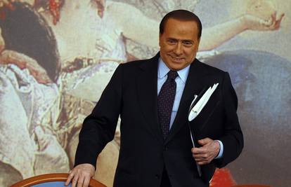 Tri sestre Crnogorke ucjenjuju premijera Silvija Berlusconija