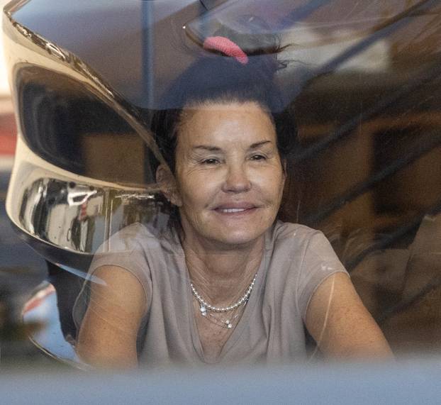 EXCLUSIVE: Former Supermodel Janice Dickinson Looks Unrecognizable Displaying Shockingly Smooth Visage During Makeup Free Workout While Husband Robert Gets A Cheeky Feel