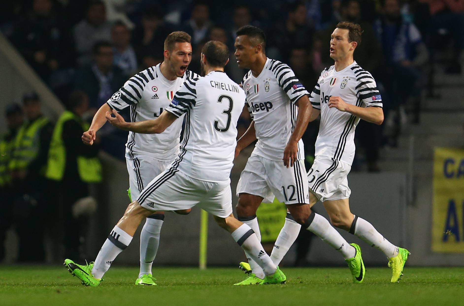Juventus' Marko Pjaca celebrates scoring their first goal with teammates