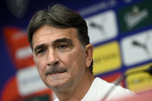 Dalić pozvao četvrtog golmana: 'Nije normalno da se mijenjaju pravila 20 dana prije ždrijeba'