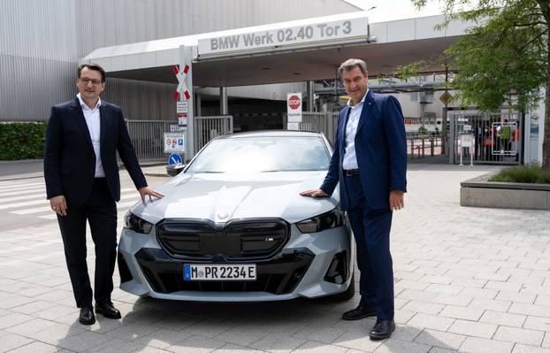 Start of production of the all-electric BMW i5