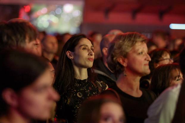 Zadar: Koncert Parnog Valjka u Arsenalu povodom Valentinova