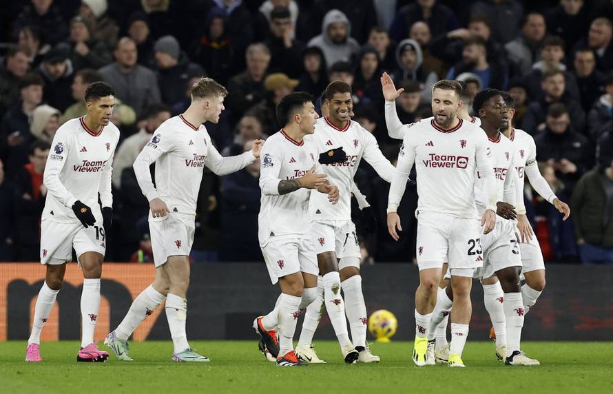 Premier League - Wolverhampton Wanderers v Manchester United