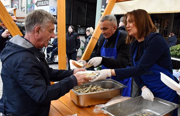 Požega: Udruženje obrtnika i Turistička zajednica na Veliki petak organizirali podjelu posnih obroka građanima