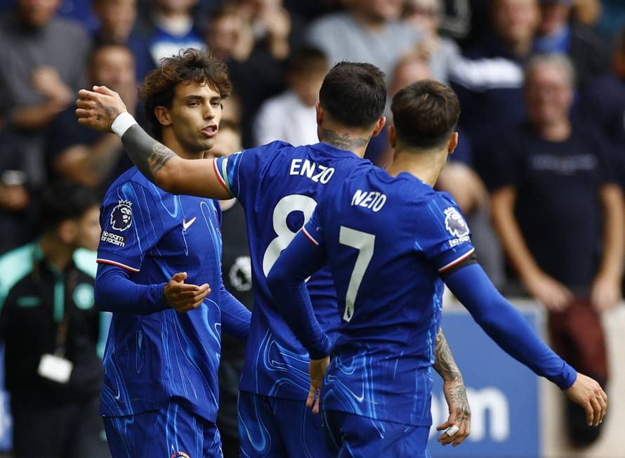 Premier League - Wolverhampton Wanderers v Chelsea