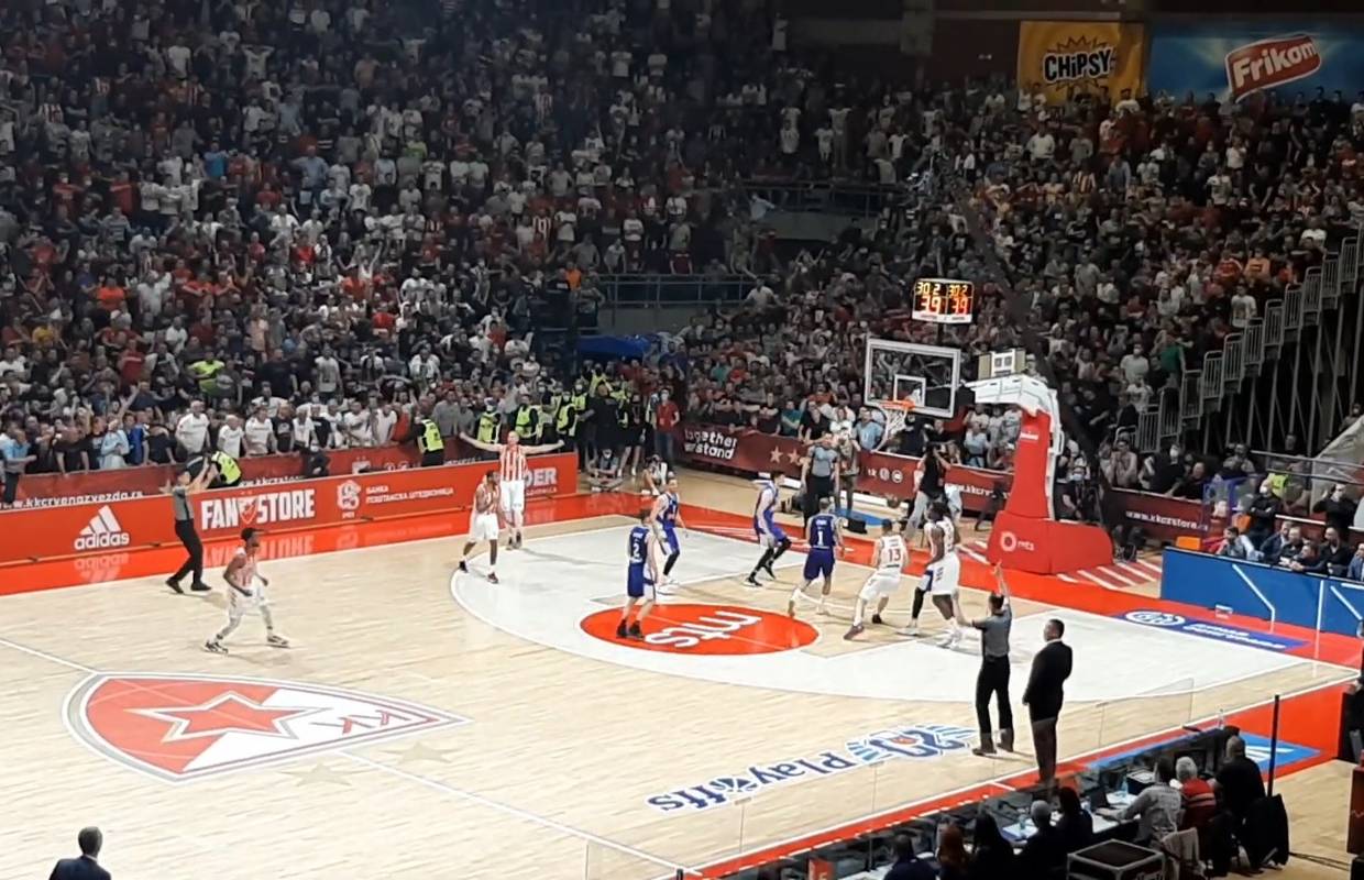 Kao da korone nema: Zvezda u krcatom Pioniru uzela ABA ligu
