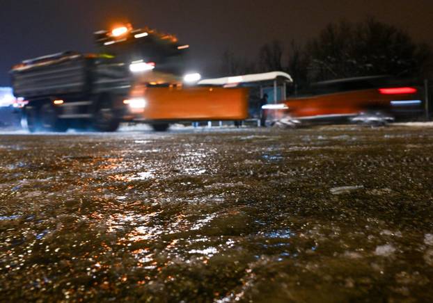 Zagreb: Pada ledena kiša