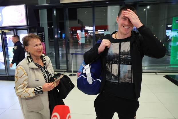 Zagreb: Dolazak hrvatskih građana s Bliskog istoka letom iz Rijada