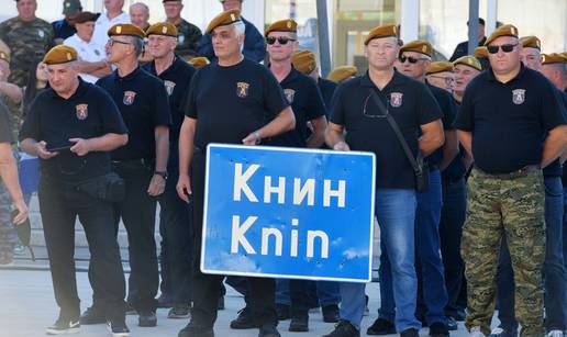 FOTOGALERIJA: Hrvatska slavi Oluju! Pogledajte tko je sve bio na velikoj 30. obljetnici u Kninu