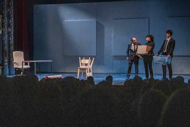 Split: U splitskom HNK premijerno izvedena drama "Požari"