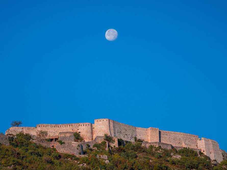 Tvrđava iz koje se vidi tisuću godina hrvatske povijesti