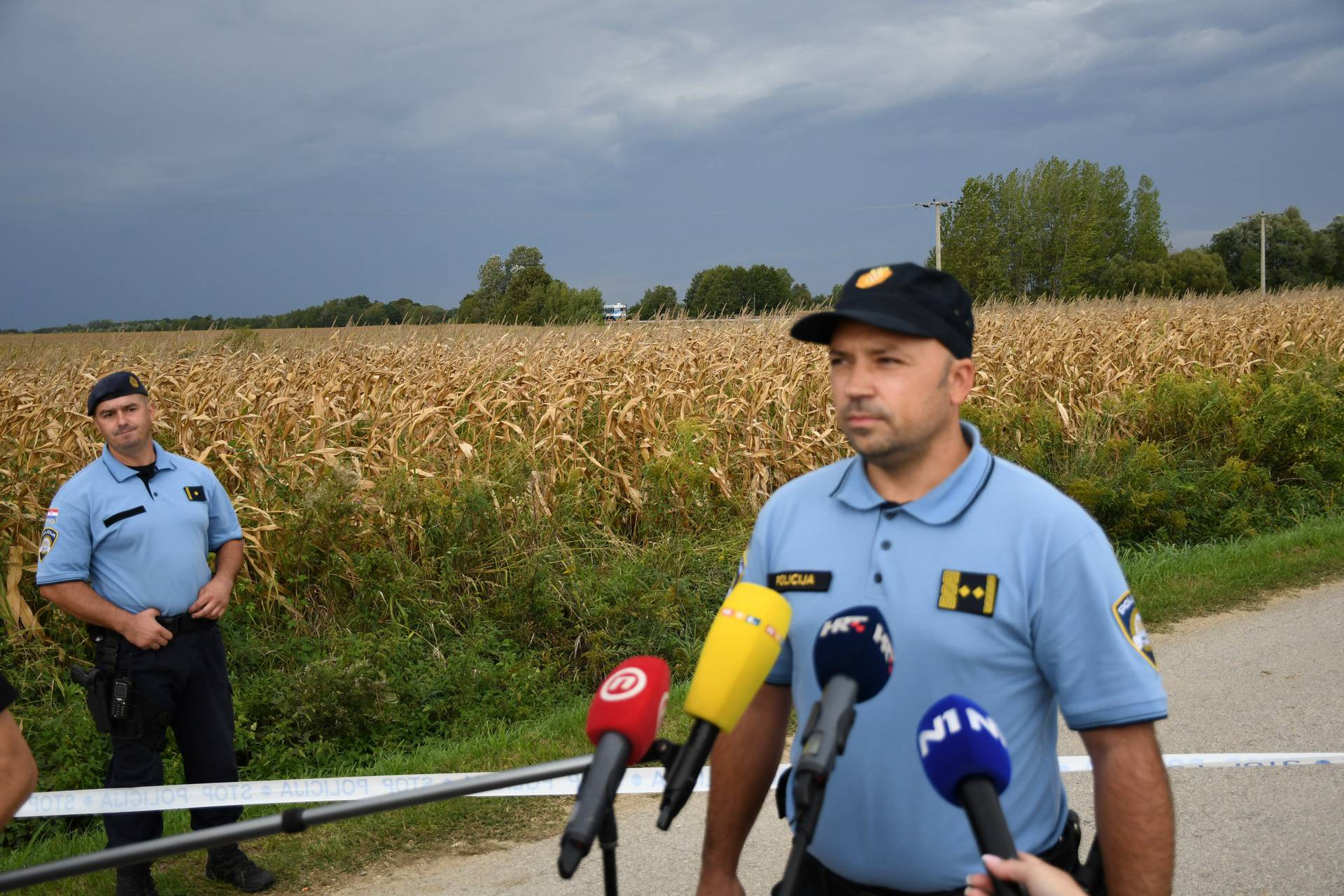 Bolfan: Žena i dvoje djece poginuli u naletu vlaka na automobil