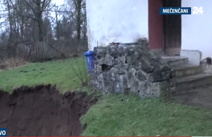 Krateri u Mečenčanima rastu iz dana u dan, došli su do kuća