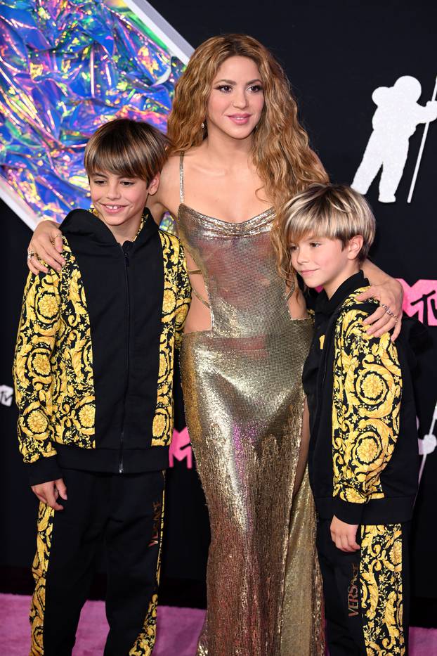 Shakira na dodjelu MTV nagrada došla sa sinovima