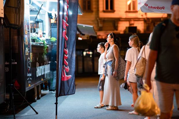 Zagreb: Otvoren Food Truck Festival