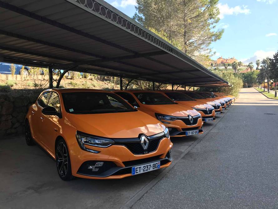 Vozili smo Megane RS sa 280 KS: Može li on parirati Hondi?