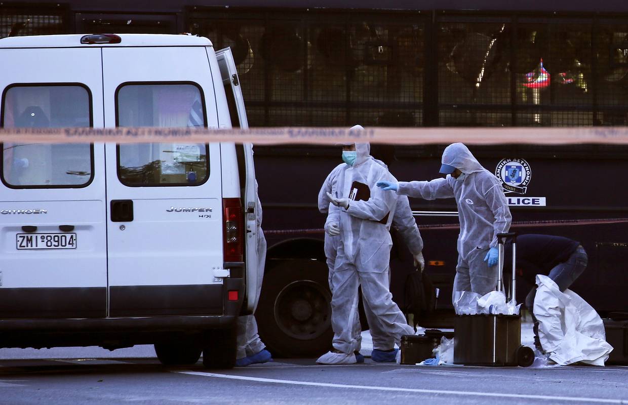 U Ateni bačena granata ispred francuskog veleposlanstva