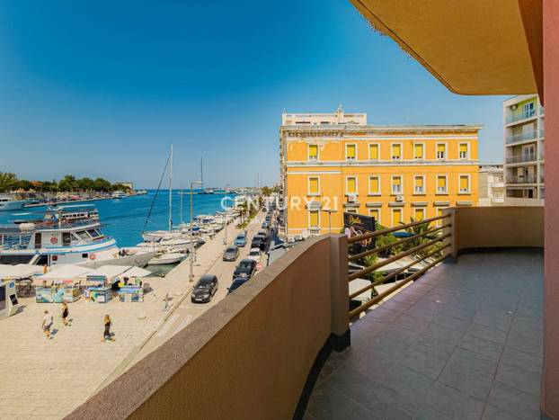 FOTO Ideš, kakav pogled! Stan u Zadru prvi red do mora prodaje se po pristupačnoj cijeni