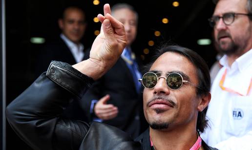 Salt Bae opet na udaru kritika: Pokazao račun iz svog restorana od gotovo 100.000 eura...