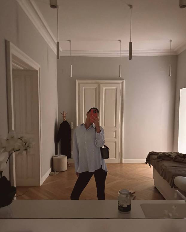 FOTO Koga ljubi Petković? Bila je to ljubav na prvi intervju, Iva ga je zavela pred kamerama