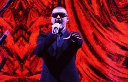 Preporođeni George Michael najavljuje povratničku turneju