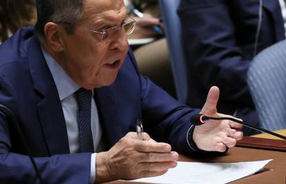 Lavrov: SAD i njihovi NATO saveznici pokušavaju zagospodariti ovim prostorom