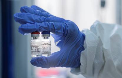 Ponovno nastavljeno testiranje cjepiva protiv korone: 'Ispitivanja su sigurna'
