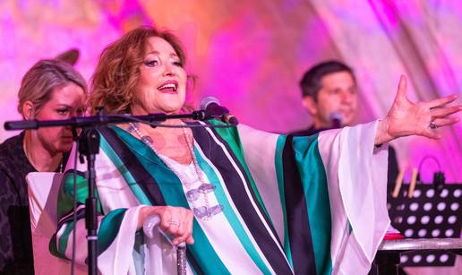 FOTO Tereza Kesovija oprostila se od svoje dubrova&ccaron;ke publike: Evo kako je bilo na 2. koncertu