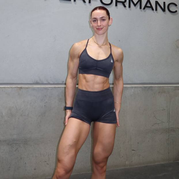 FOTO Tijelo joj je spektakl i nema ni grama masti: Ovako izgleda savršena trenerica!