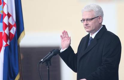 Josipović opet otkrio ustašku zmiju. Nažalost, prekasno...
