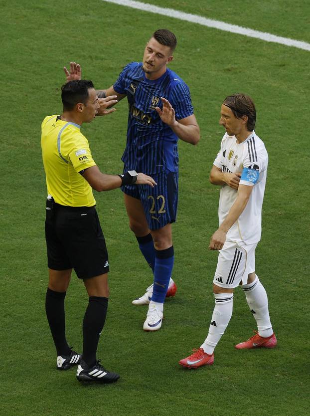FIFA Club World Cup - Group H - Real Madrid v Al Hilal