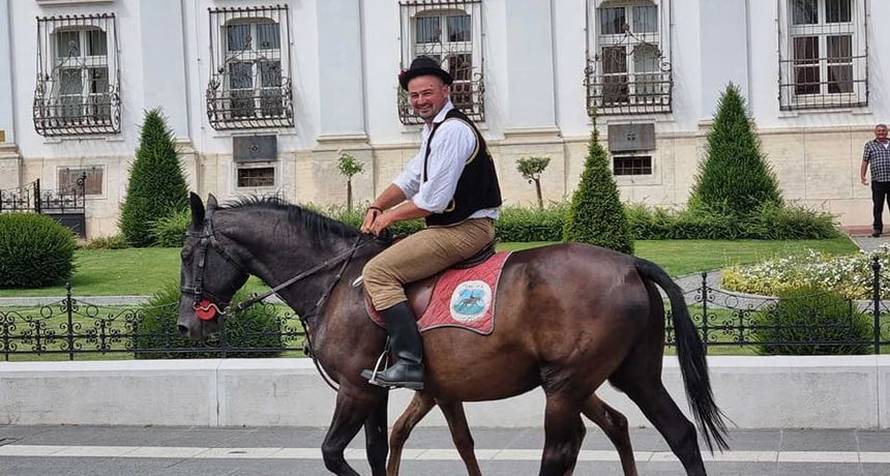 Zavodnik Jovan iz 'Ljubav je na selu'  prošetao je ždrijebe: 'Svi su joj pljeskali, očarala je ljude'
