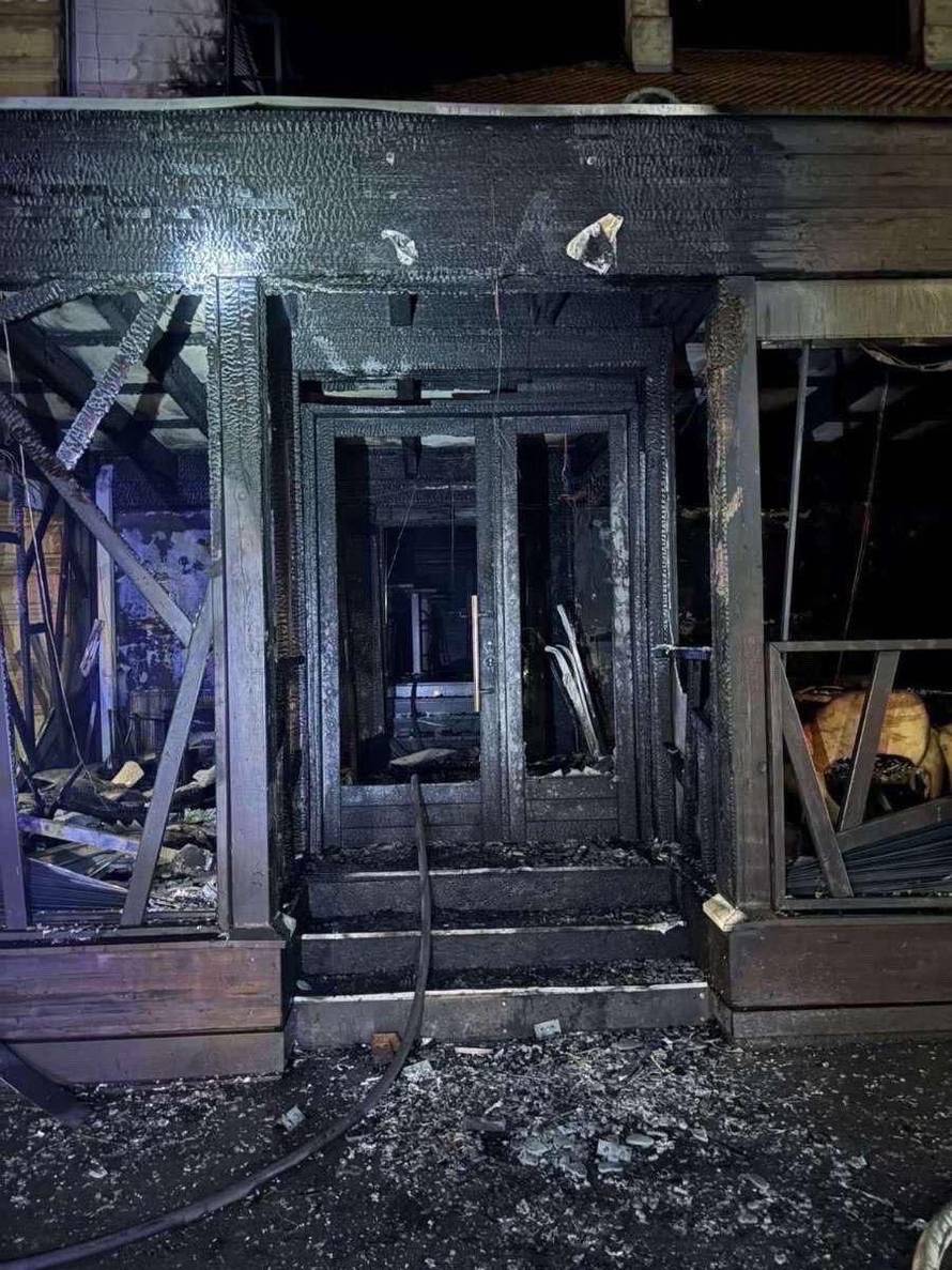 VIDEO Opet gorio noćni klub u Virovitici: 'Strava, uništen je!'