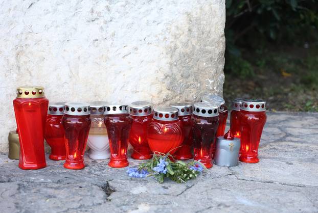 Šibenik je zavijen u crno nakon tragedije na svadbi, ljudi pale svije?e