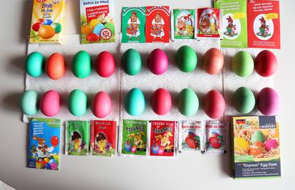 Isprobali smo boje za jaja: Daju različite nijanse zelene i crvene