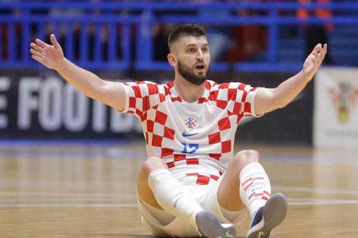 Hrvatska - Tajland 1-2: Futsal 'vatreni' se ispromašivali, ostali bez boda u otvaranju SP-a