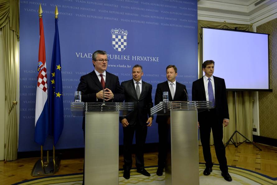 'Neću odstupiti, branit ću se od lažnih optužbi pred Saborom'