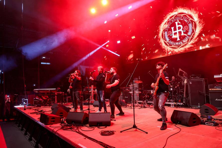 Frankfurt: Hrvatska noć u Suwag Energie Areni