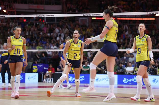 Women's World Championships - Semi Final - Italy v Brazil