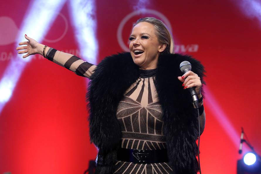 Zagreb: Na glavnom Trgu održan koncert Želim život za zakladu Ana Rukavina