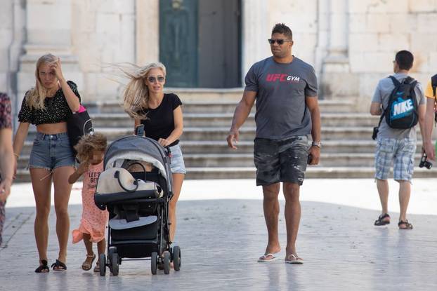 Kakva reklama! UFC zvijezda Overeem u šetnji Dubrovnikom