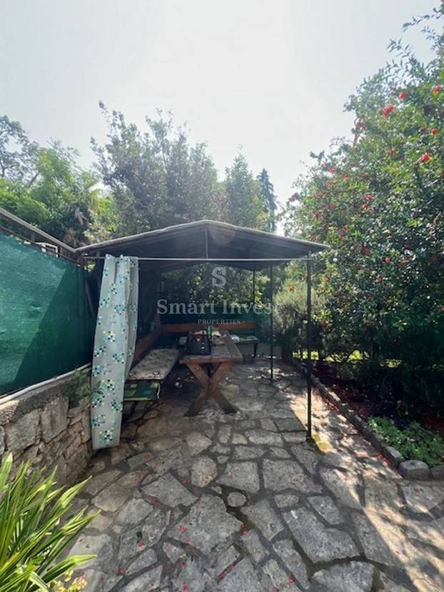 FOTO Ovih 15 kvadrata u Opatiji košta 129.000 eura! Prvi red do mora. Pogledajte što je stalo...