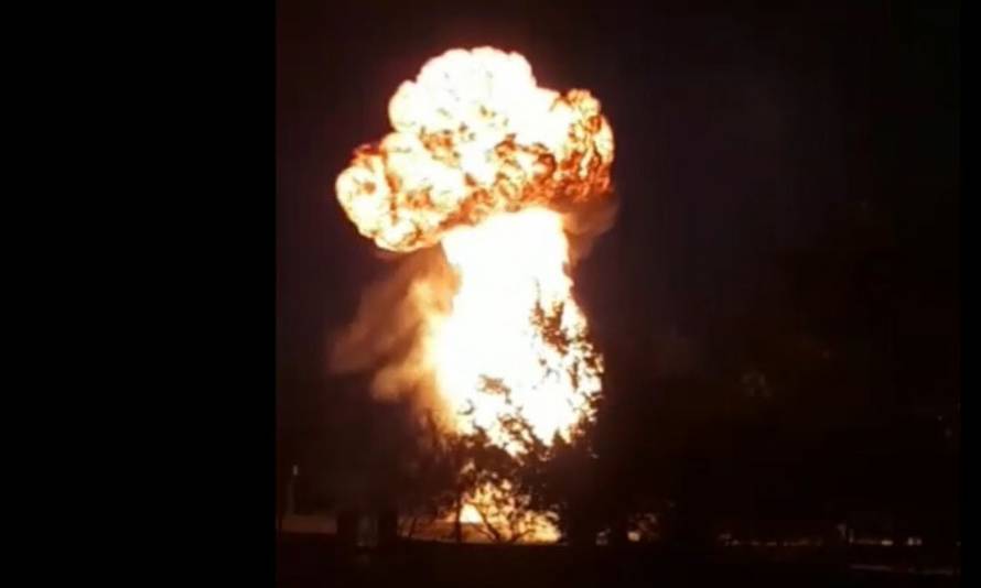 VIDEO Pogledajte trenutak eksplozije trafostanice blizu Benkovca. Selo ostalo bez struje